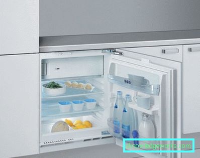 Хладилници с бонбони Хладилници с бонбони