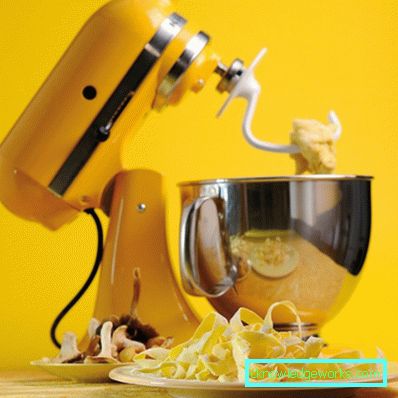Мощен Blender Мощен Blender