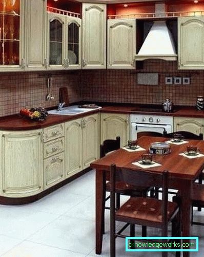 Разпределение кухненска част от 9 квадратни метра. m с хладилник Разпределение кухненска част от 9 квадратни метра. m с хладилник