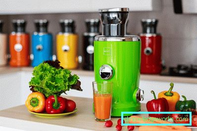 Растителна сокоизстисквачка Растителна сокоизстисквачка