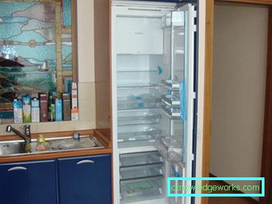 Вграден двукамерен хладилник Electrolux Вграден двукамерен хладилник Electrolux